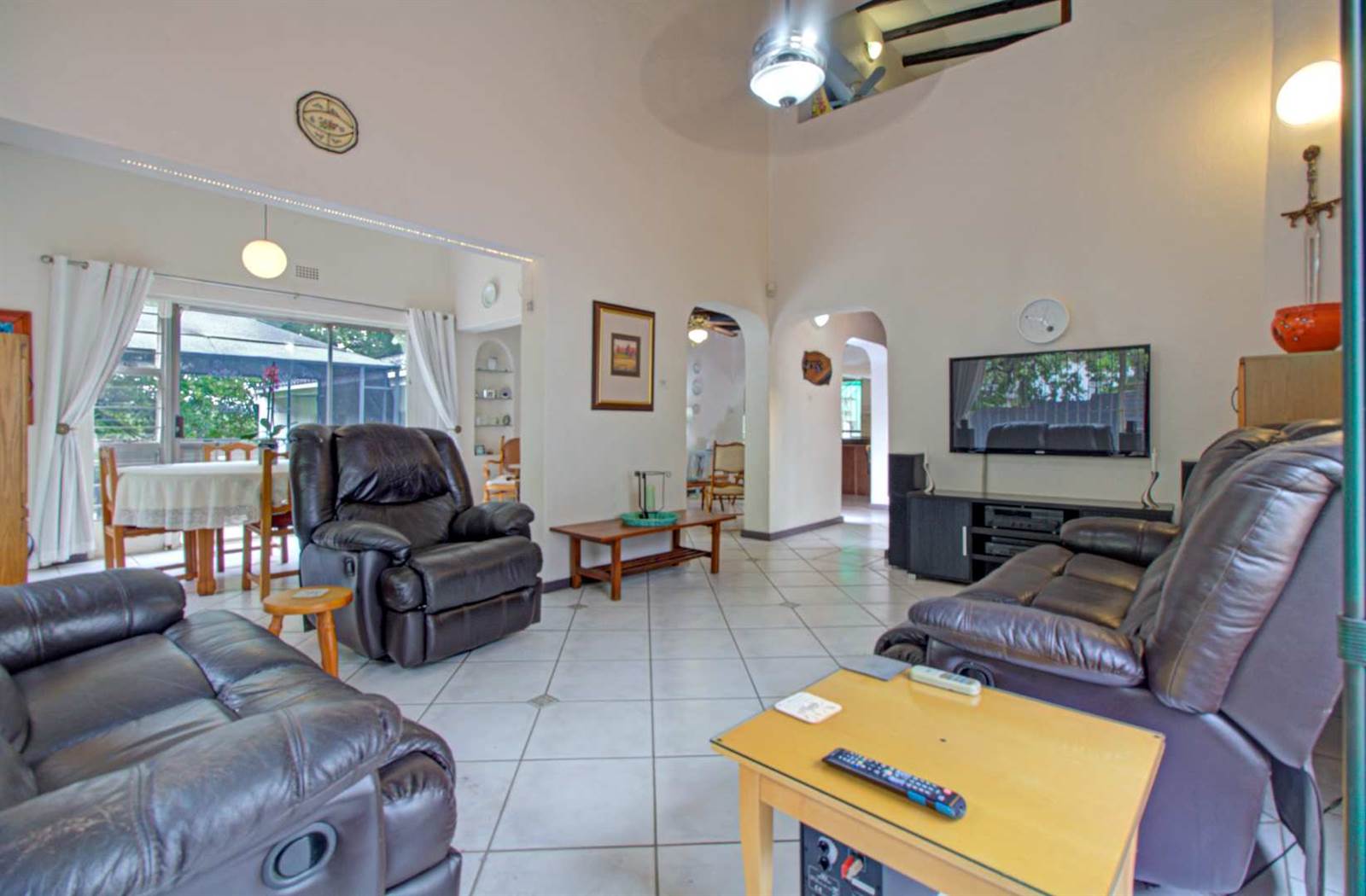6 Bed House in Randpark Ridge photo number 9