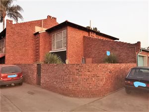2 Bed Townhouse in Claremont