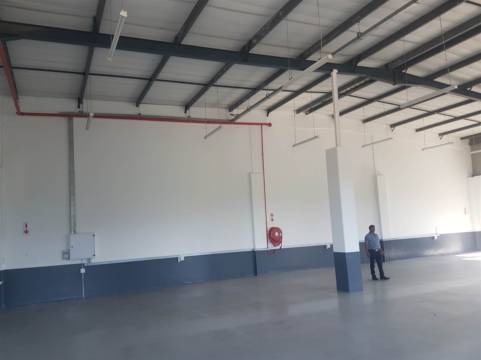 275  m² Commercial space in Phoenix Industrial photo number 7
