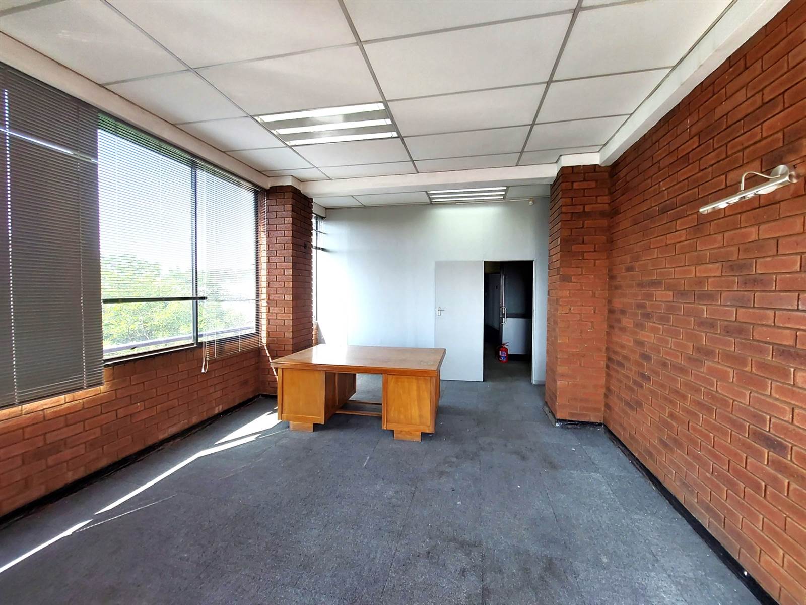 137  m² Office Space in Centurion CBD photo number 10