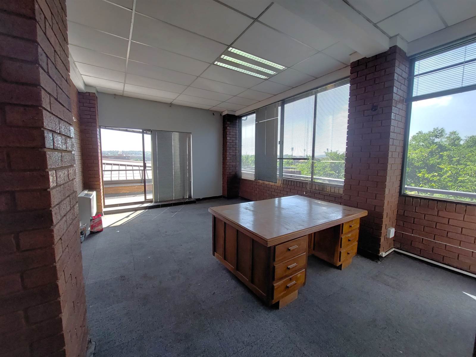 137  m² Office Space in Centurion CBD photo number 7