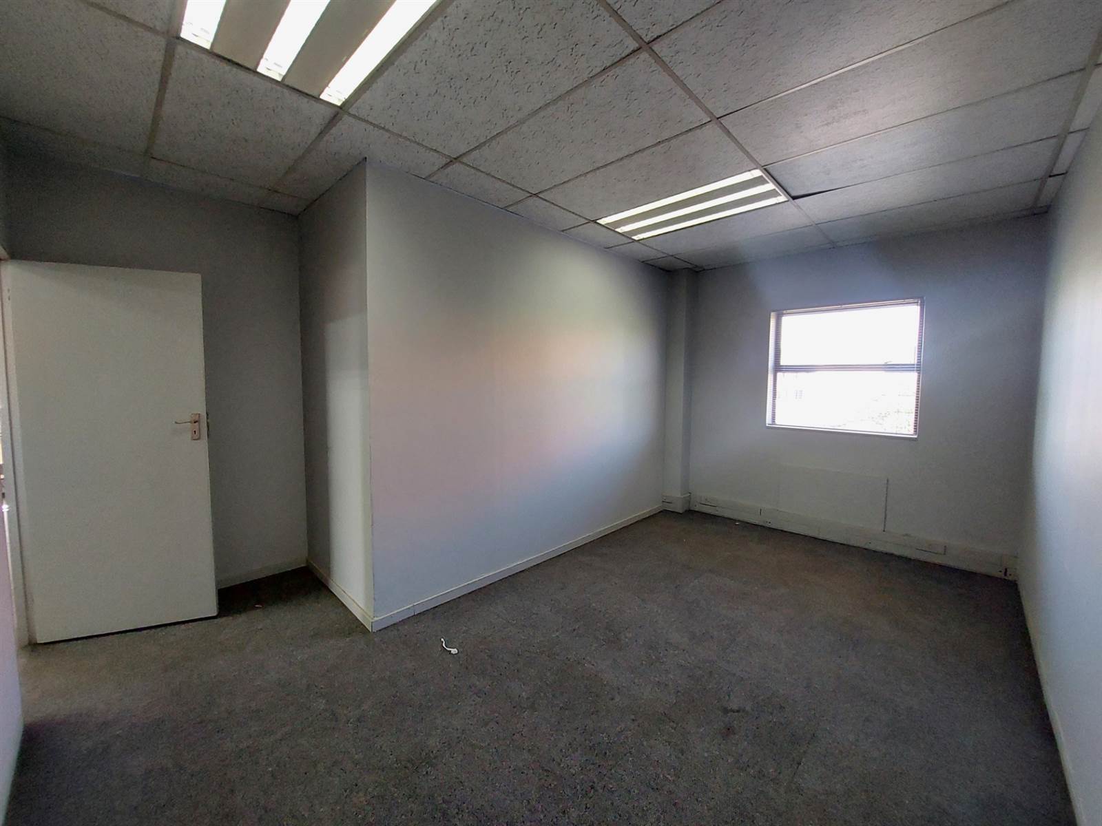 137  m² Office Space in Centurion CBD photo number 17