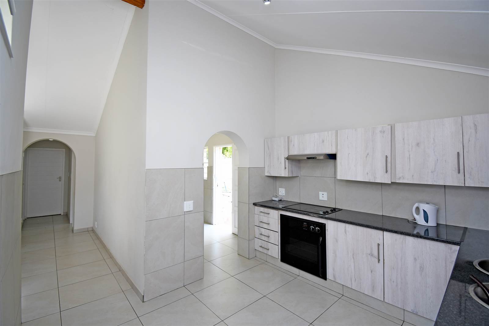 2 Bed House in Bloubosrand photo number 3