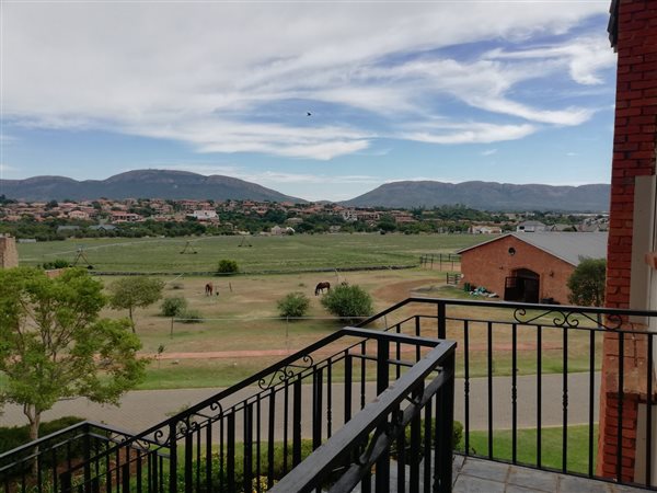 3 Bedroom Townhouse 3 Bedroom Townhouse
