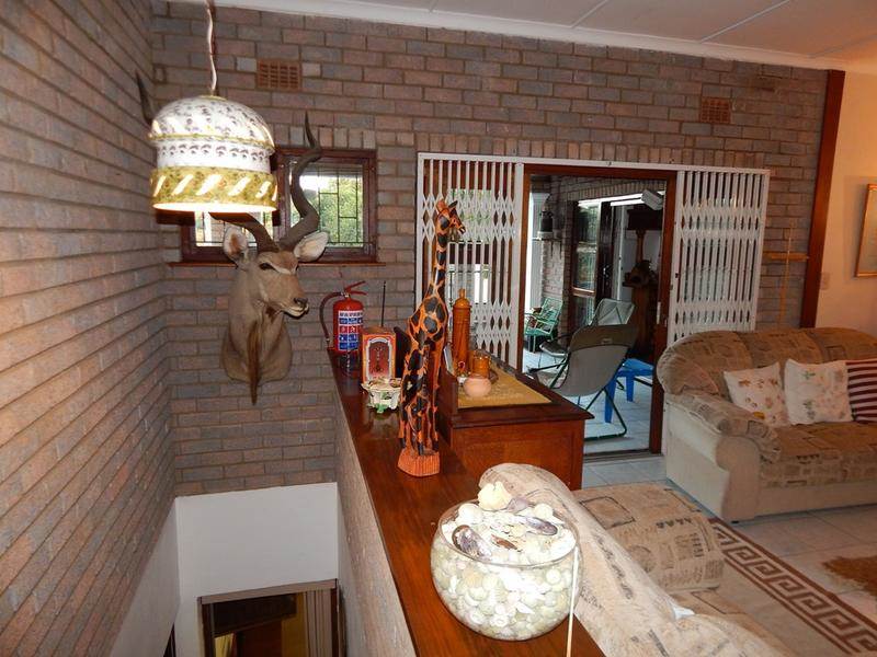 5 Bed House in Umtentweni photo number 25