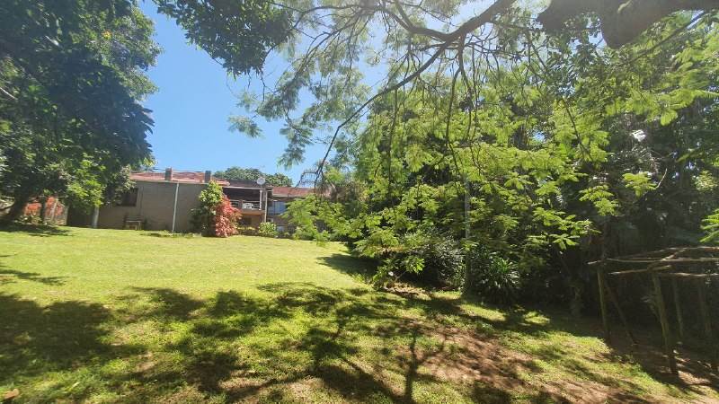 5 Bed House in Umtentweni photo number 14