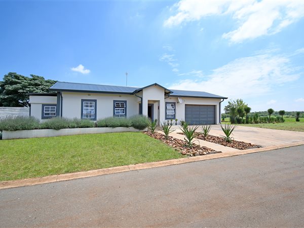 3 Bedroom House 3 Bedroom House