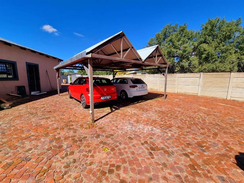 4 Bed House in Parys photo number 17