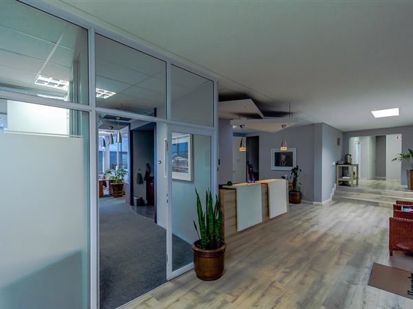 450  m² Office Space in La Lucia