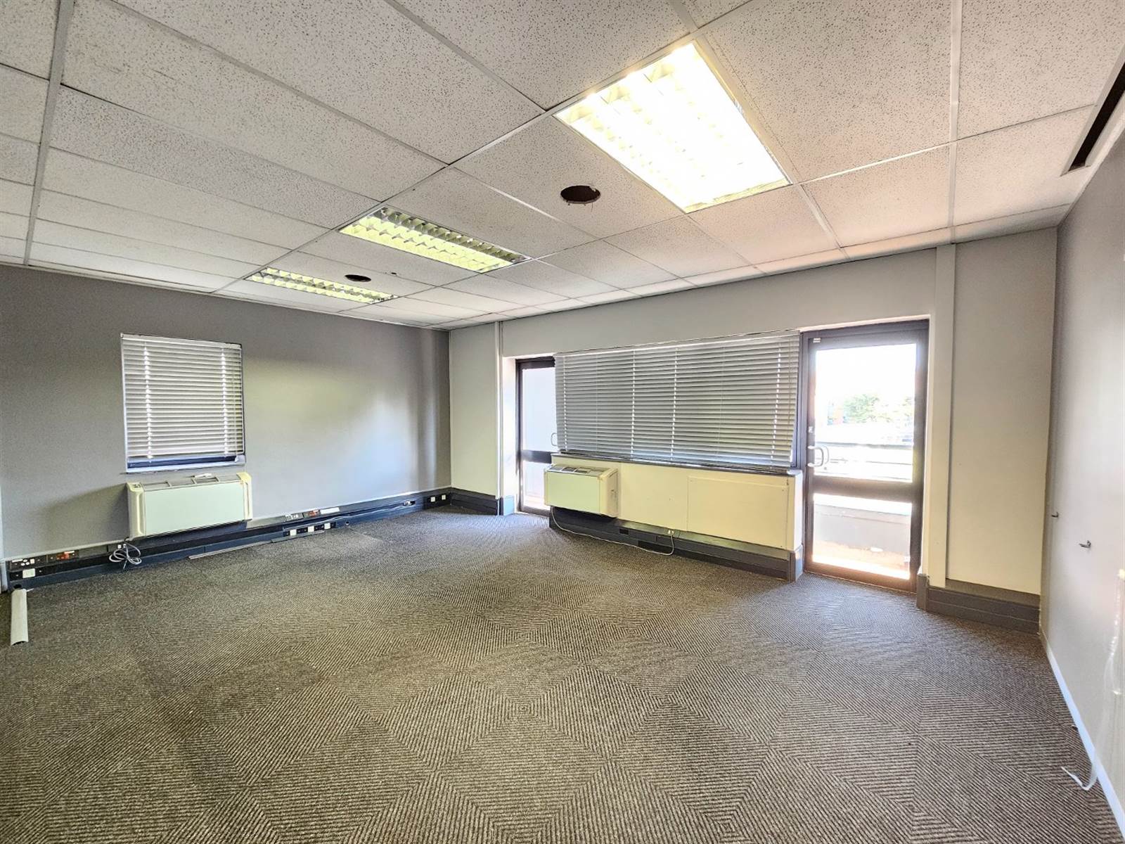 2198  m² Office Space in Blackheath photo number 30