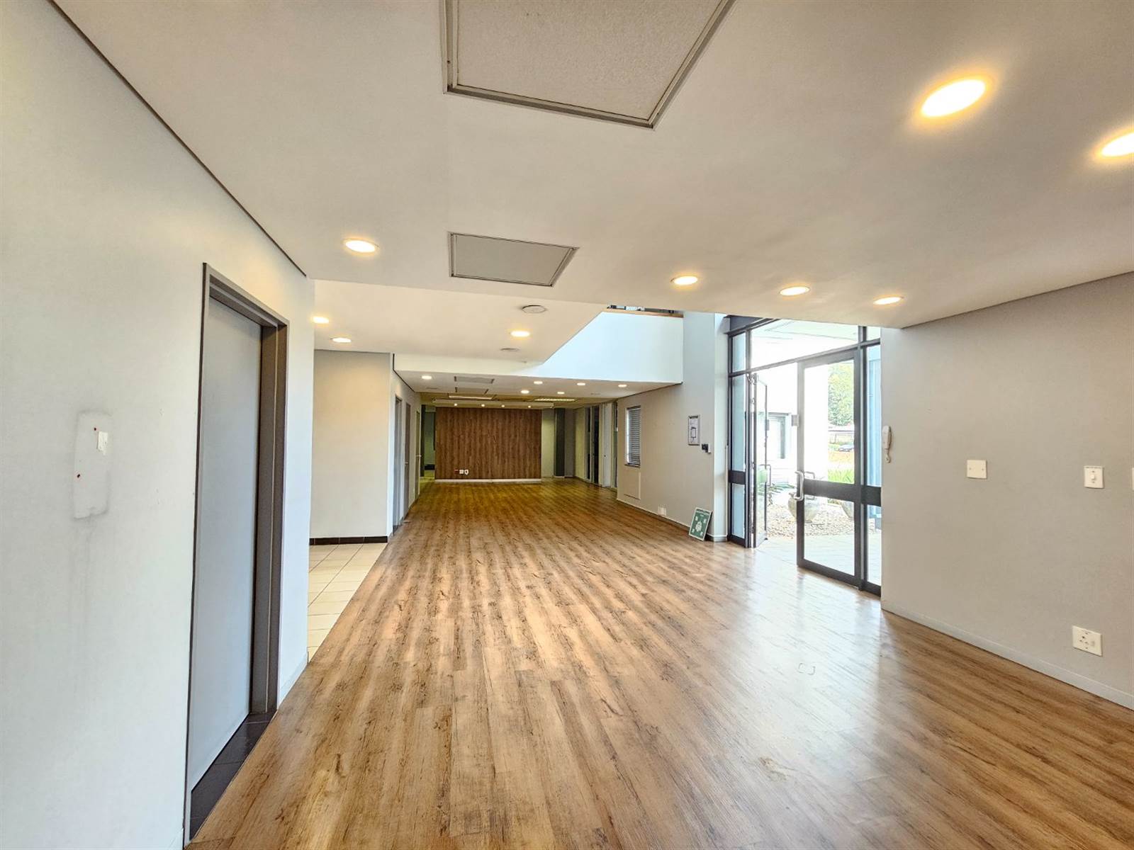 2198  m² Office Space in Blackheath photo number 10