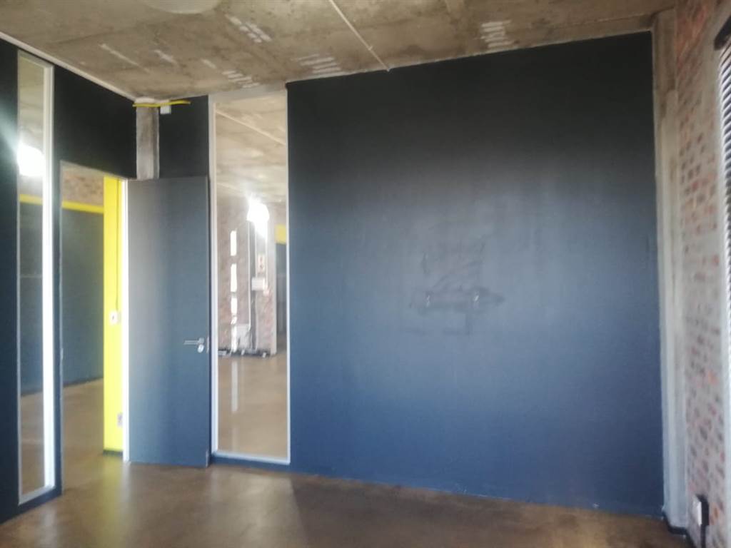 145  m² Office Space in Woodstock photo number 3