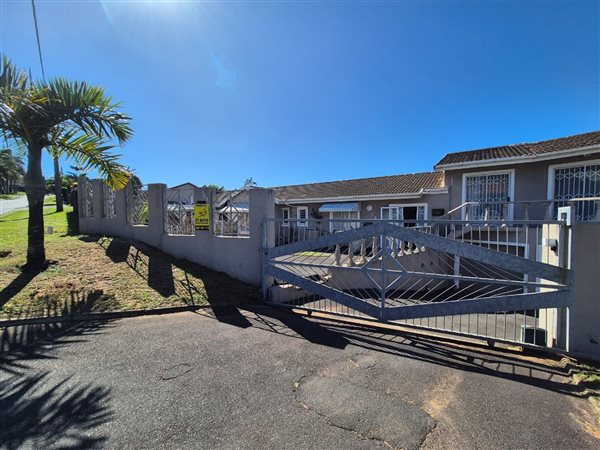 3 Bedroom House 3 Bedroom House