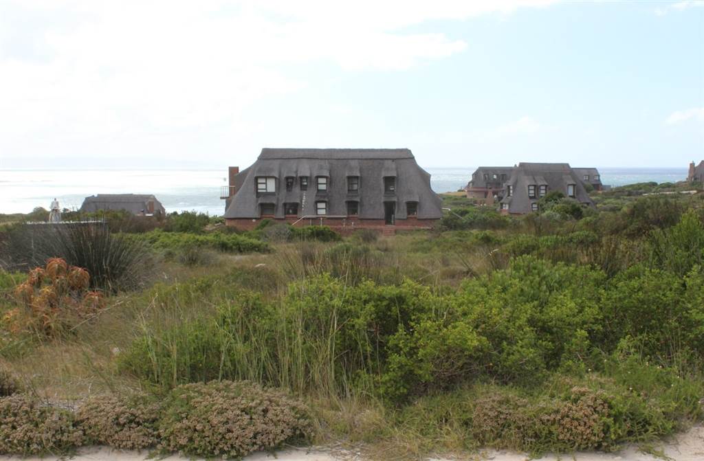 805 m² Land available in Stilbaai photo number 2