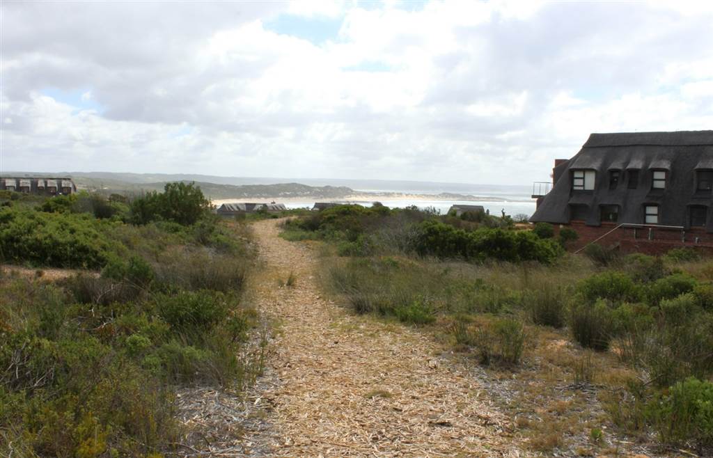 805 m² Land available in Stilbaai photo number 26