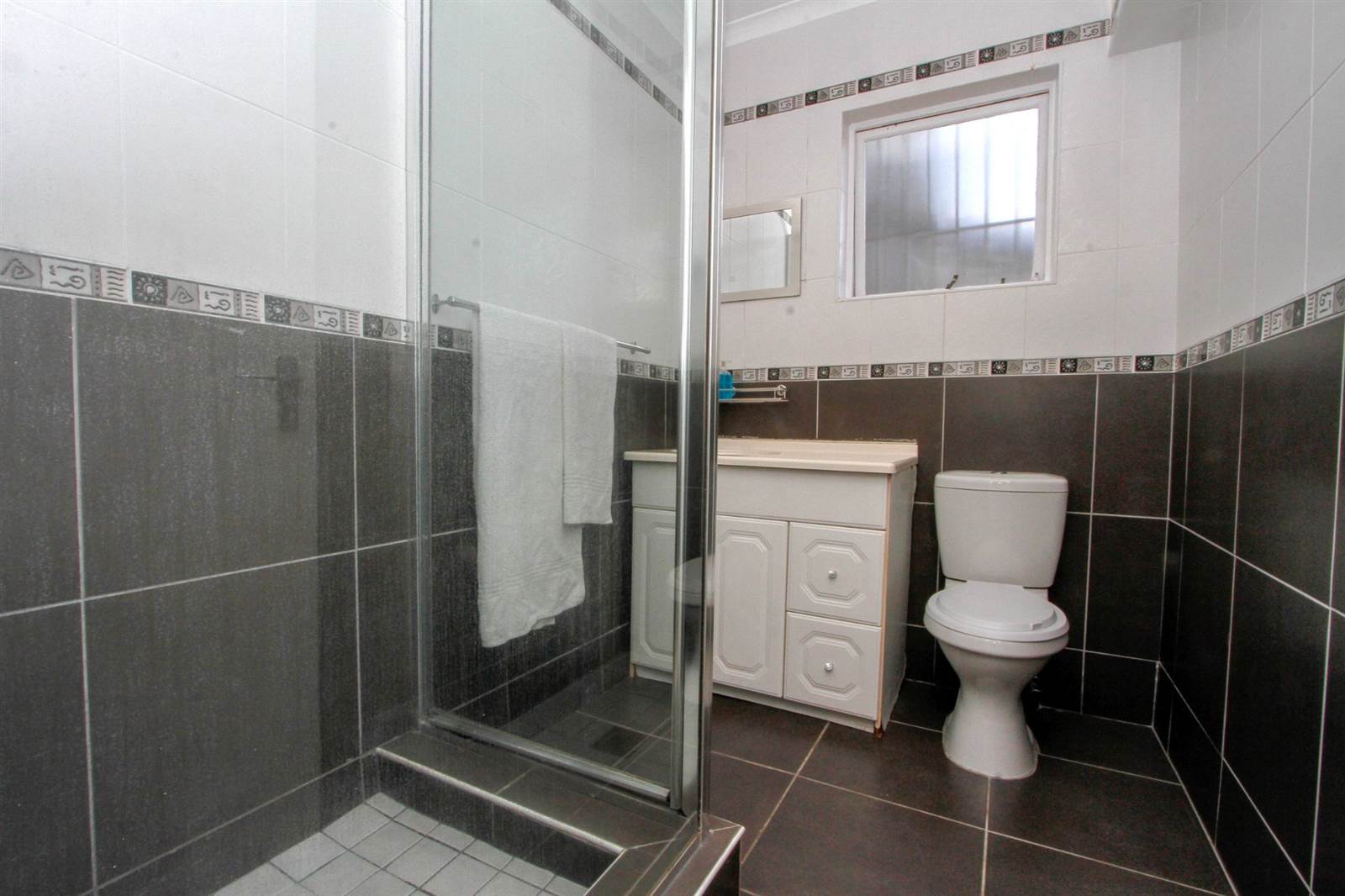 4 Bed Townhouse in Durban North photo number 29