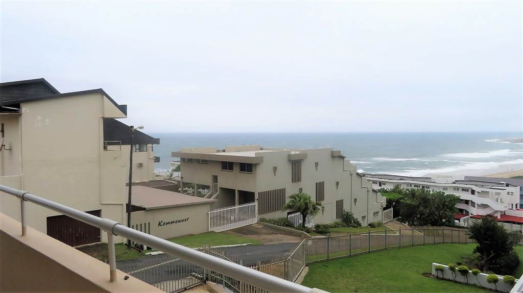 2 Bed Apartment in Manaba photo number 1