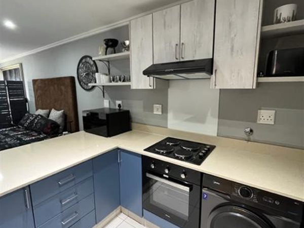1 Bed Apartment in New Town Centre (Gateway)