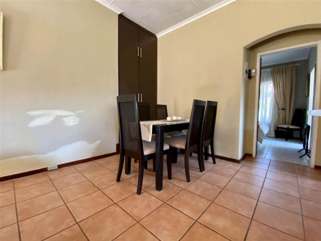 Bachelor apartment in Morninghill photo number 4