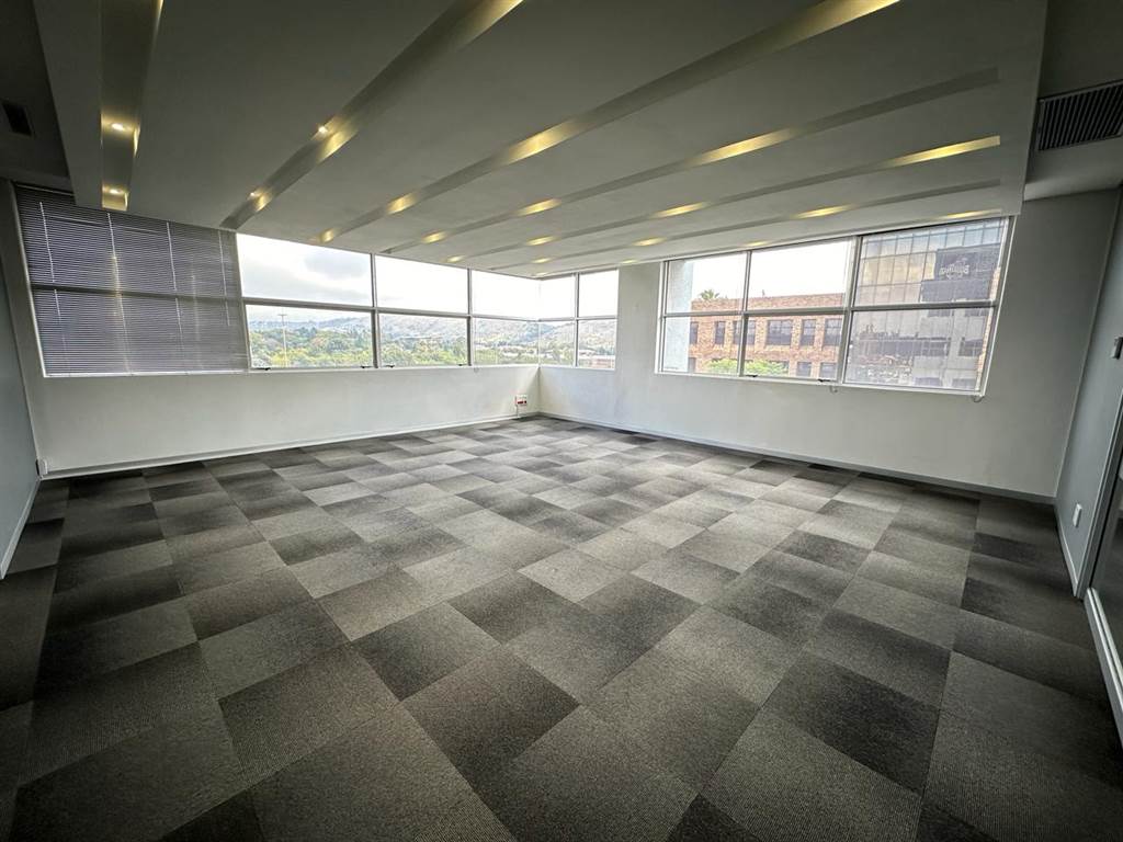497  m² Commercial space in Bedfordview photo number 16