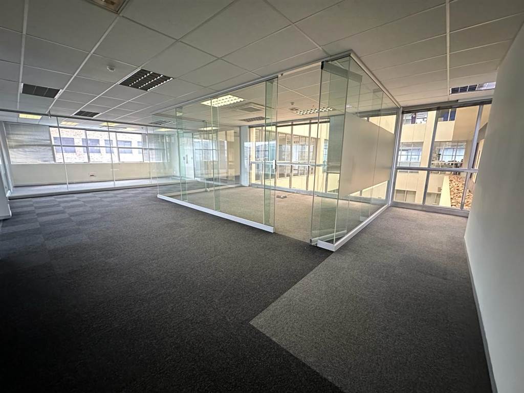 497  m² Commercial space in Bedfordview photo number 11