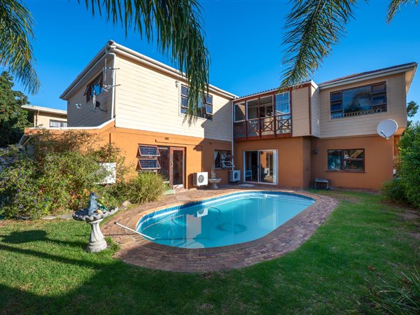 6 Bedroom House 6 Bedroom House