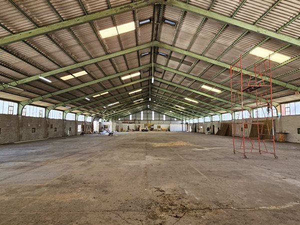 2000  m² Industrial space