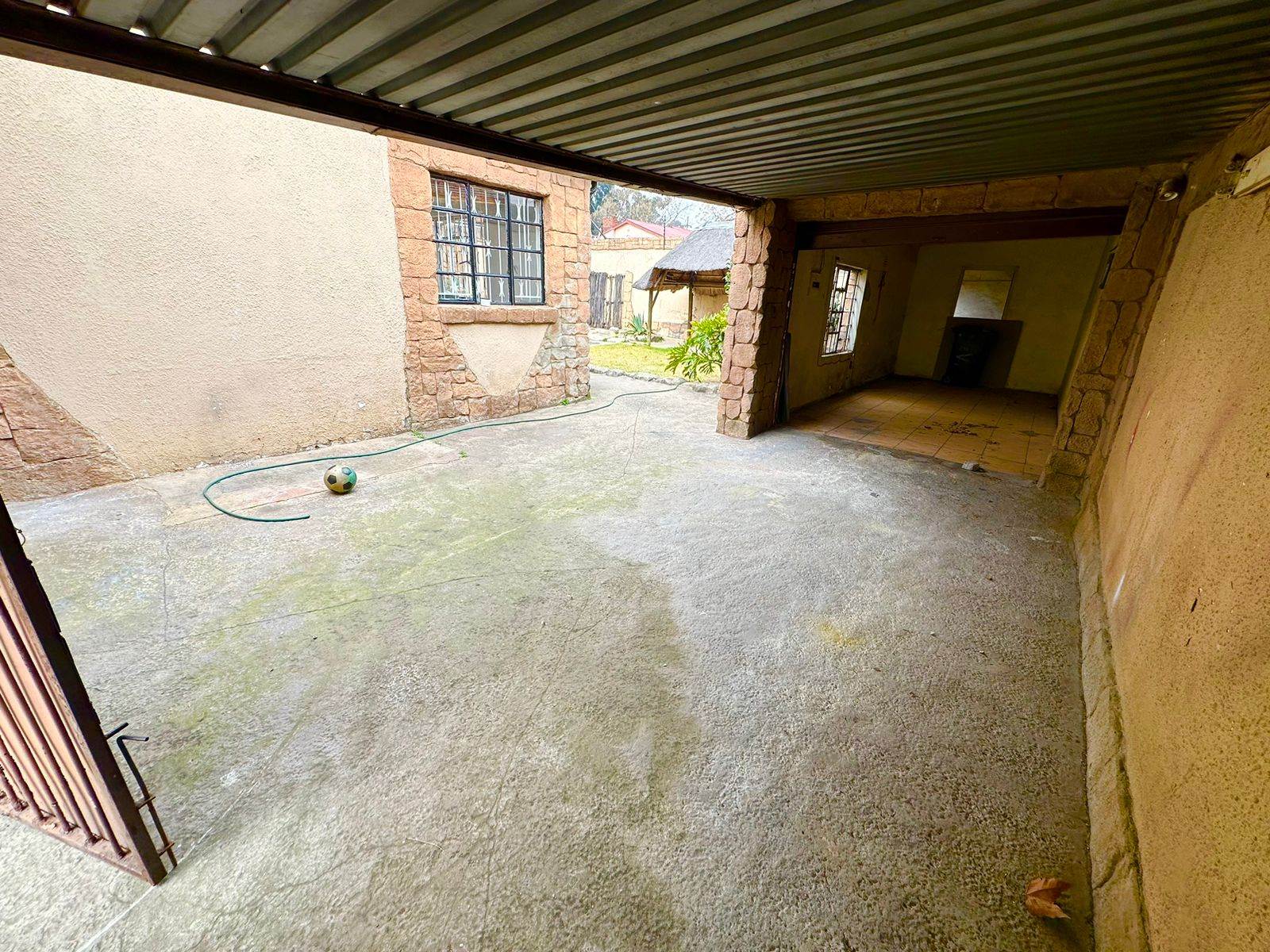 3 Bed House in Turffontein photo number 15