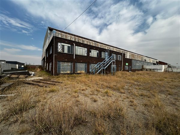 1 288 m² Industrial space 1 288 m² Industrial space