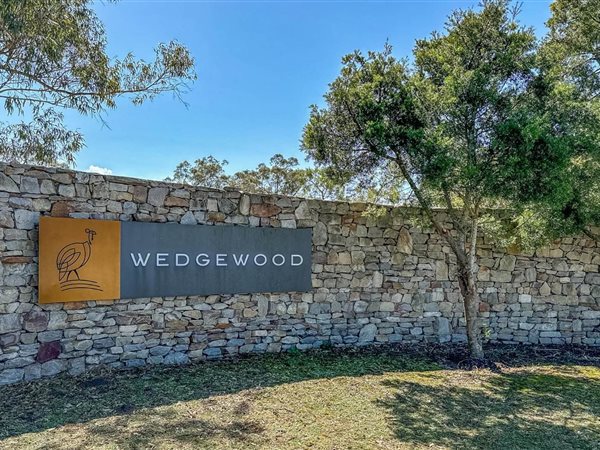 882 m² Land 882 m² Land