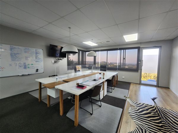 100  m² Office Space