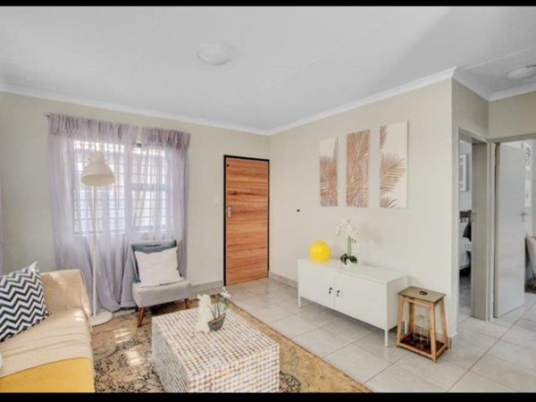 2 Bedroom House