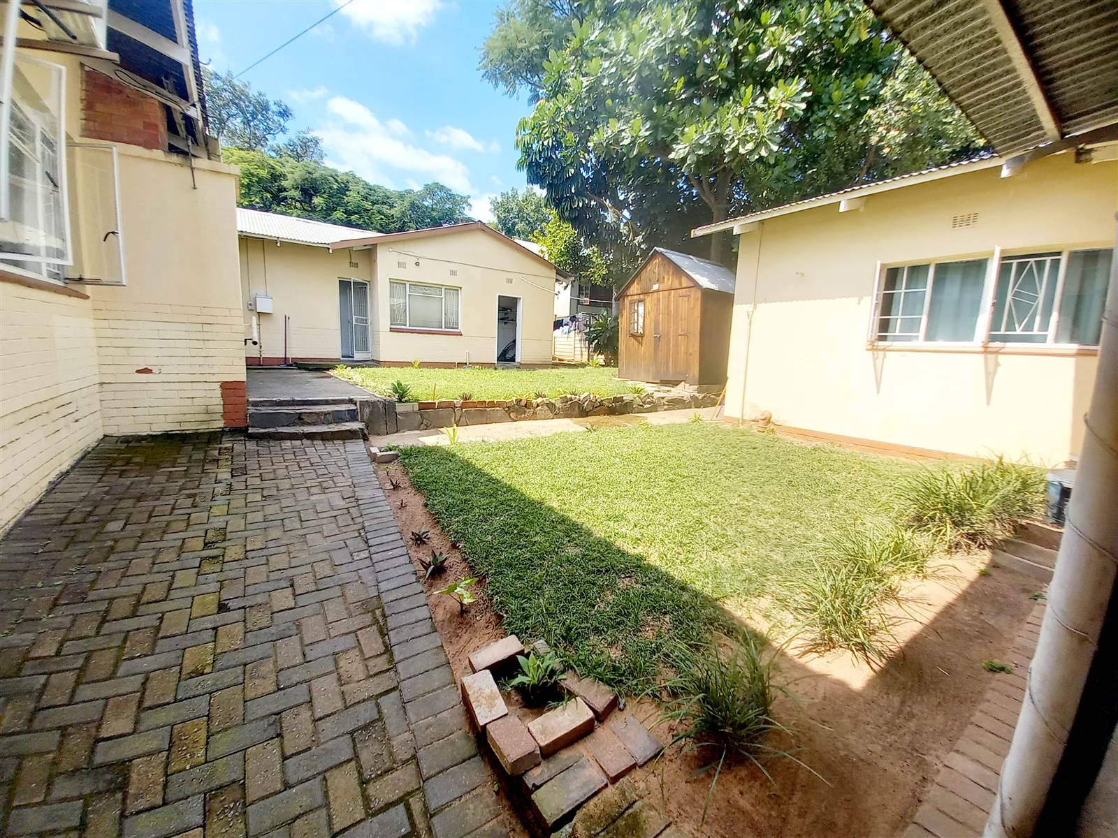 4 Bed House in Nelspruit photo number 3