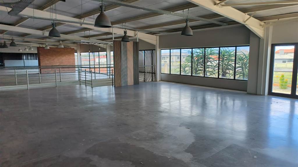 2371  m² Industrial space in Faerie Glen photo number 17