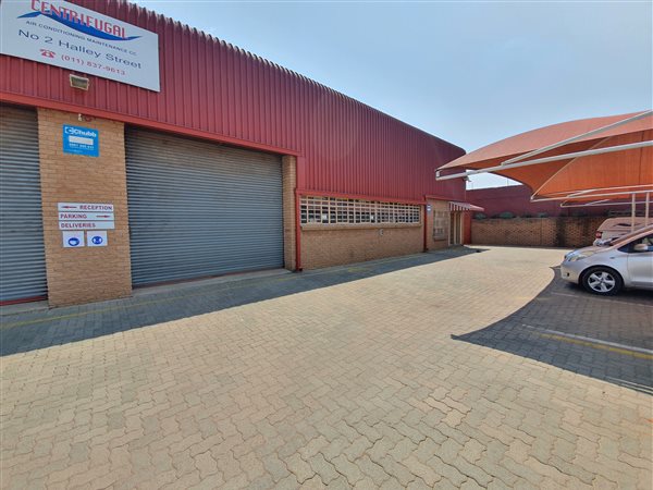 395  m² Industrial space