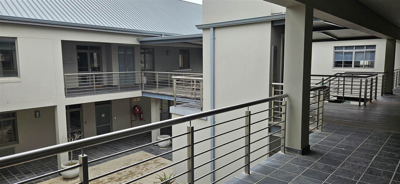 75  m² Commercial space in Durbanville Central photo number 25
