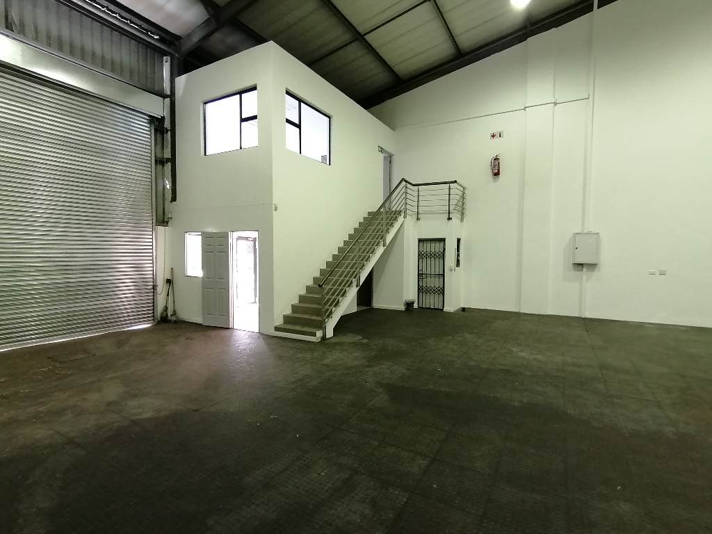 216  m² Commercial space in Briardene photo number 3