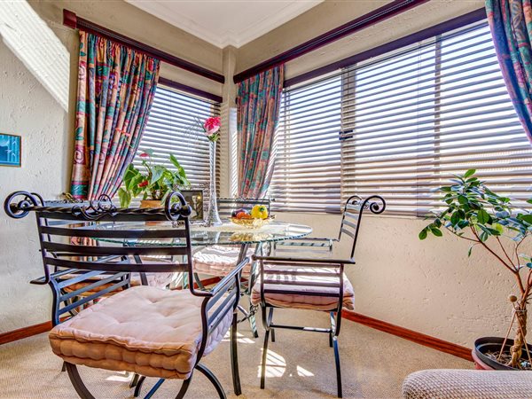 2 Bedroom Townhouse 2 Bedroom Townhouse