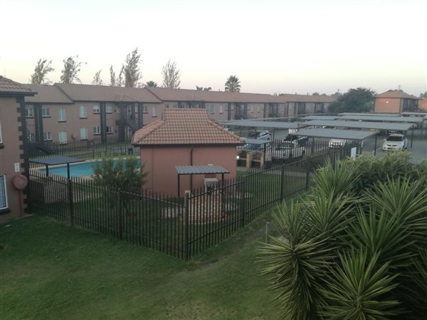 2 Bedroom Townhouse 2 Bedroom Townhouse