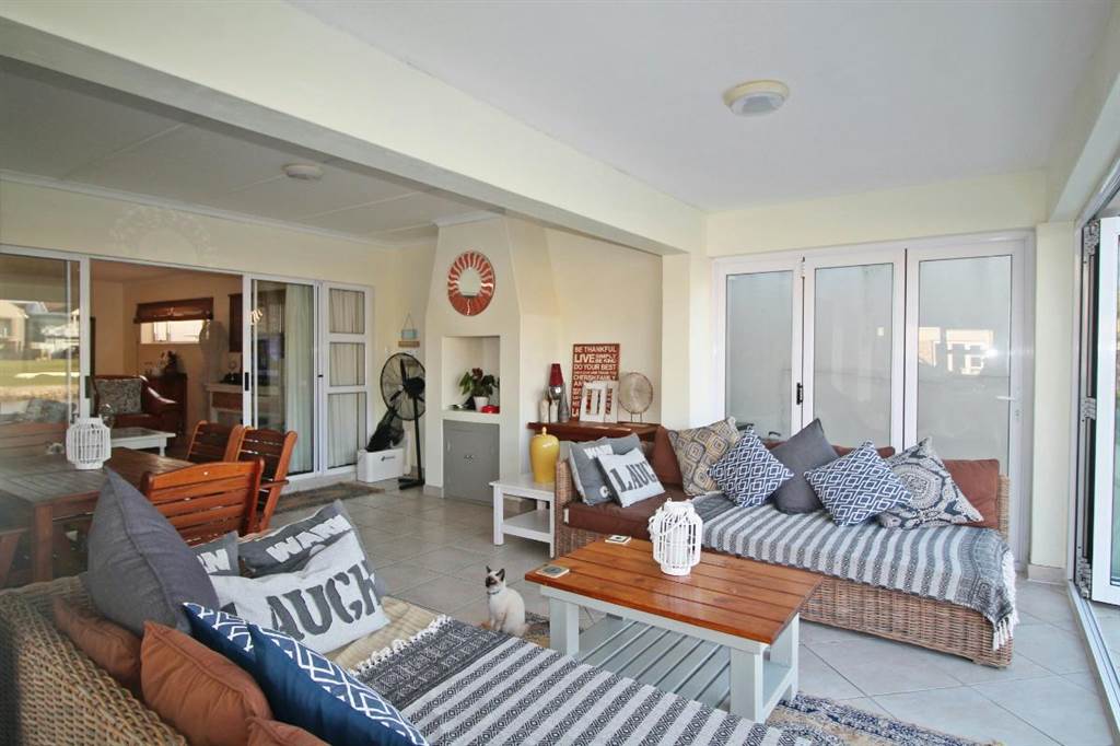 3 Bed House in Port Alfred photo number 6