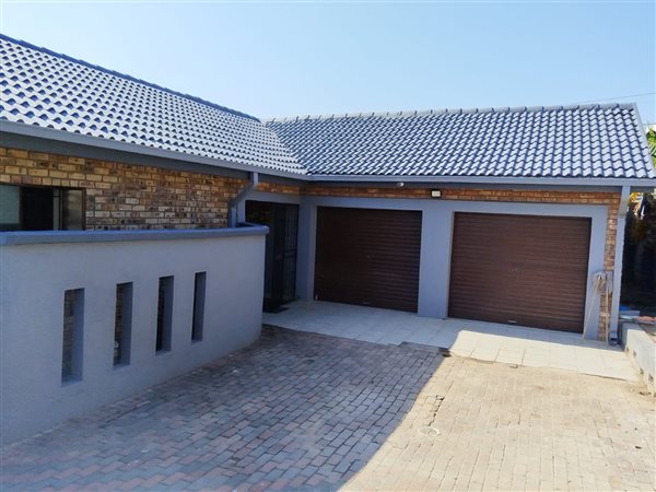 4 Bed House in Kingsview