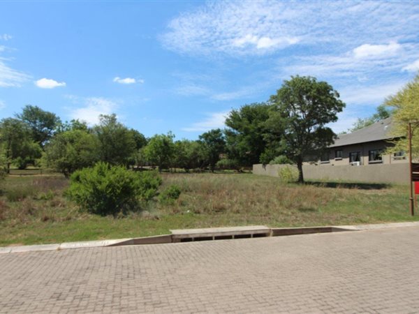 999 m² Land available in Koro Creek Golf Estate