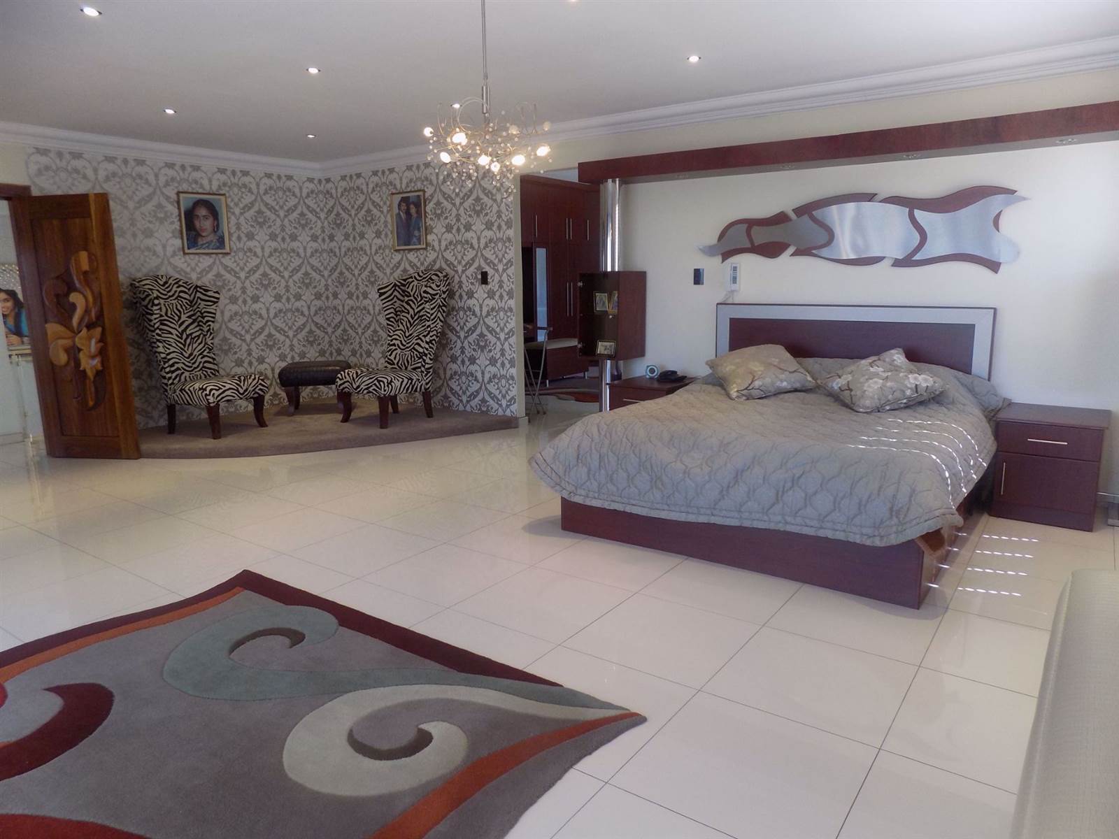 4 Bed House in Umhlanga Rocks photo number 14