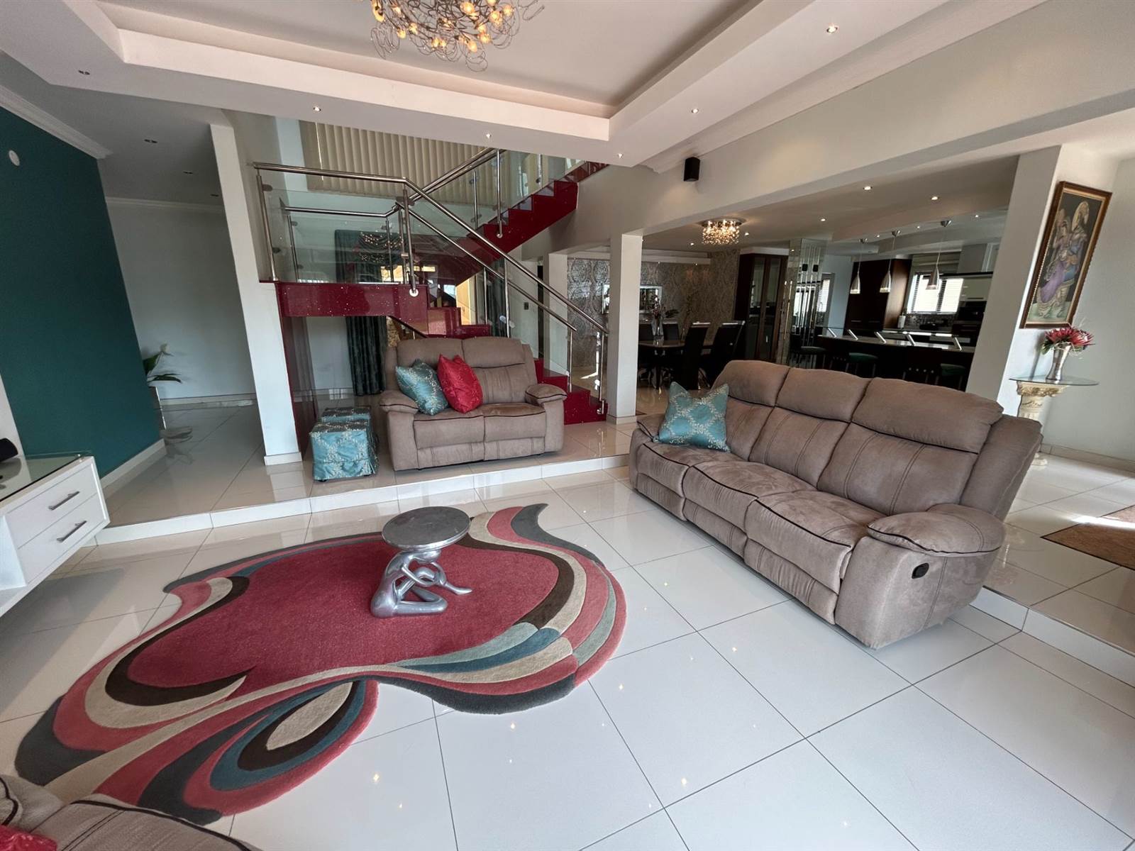 4 Bed House in Umhlanga Rocks photo number 13
