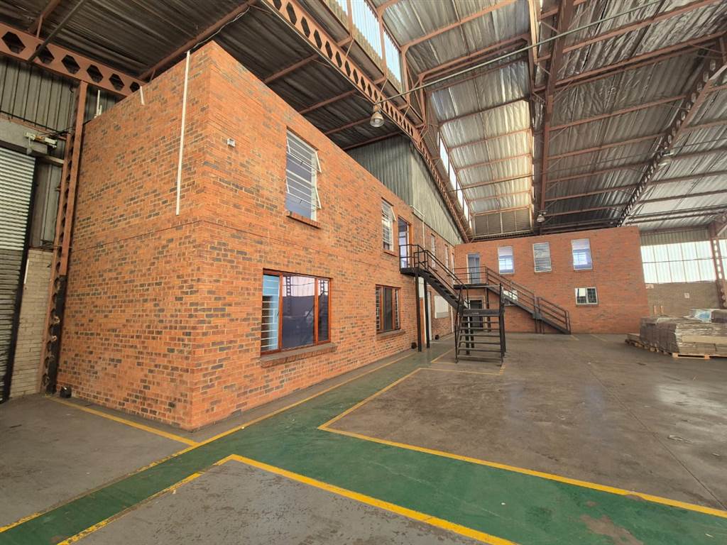 1851  m² Industrial space in Wadeville photo number 3