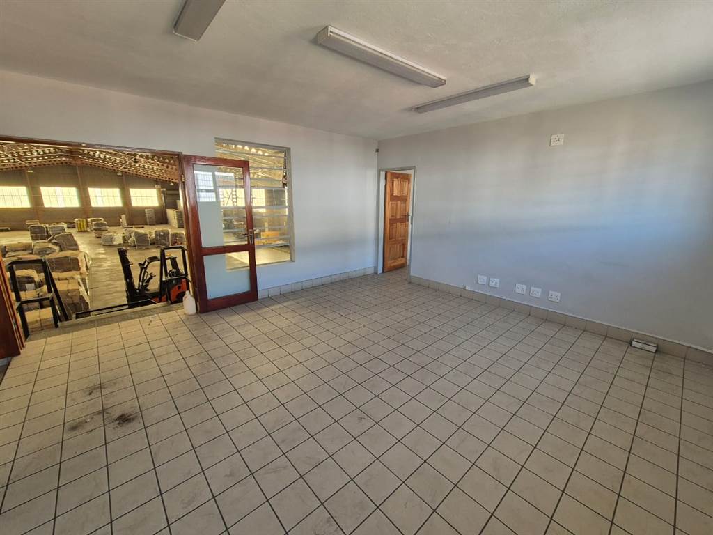 1851  m² Industrial space in Wadeville photo number 15