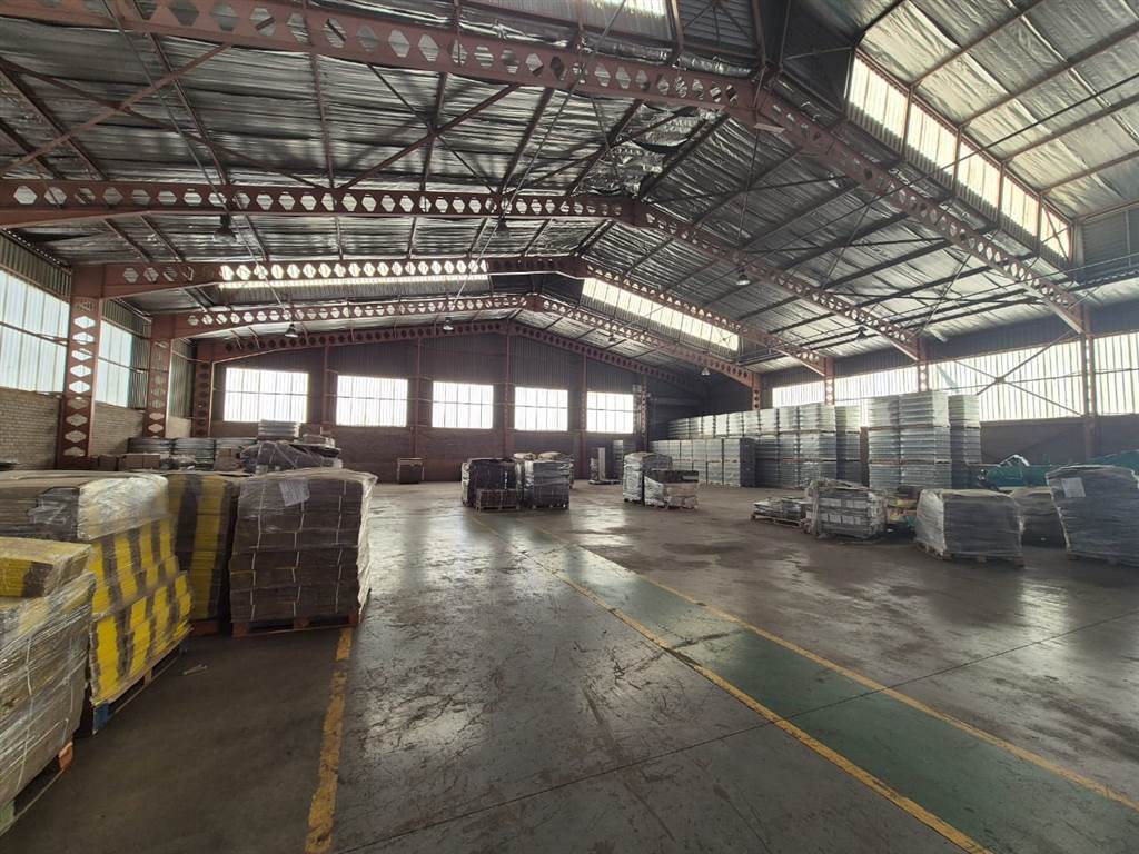 1851  m² Industrial space in Wadeville photo number 9