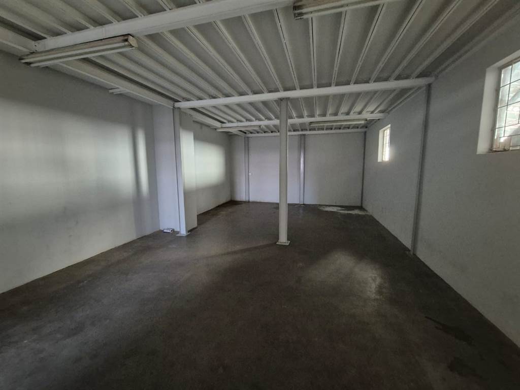 1851  m² Industrial space in Wadeville photo number 22