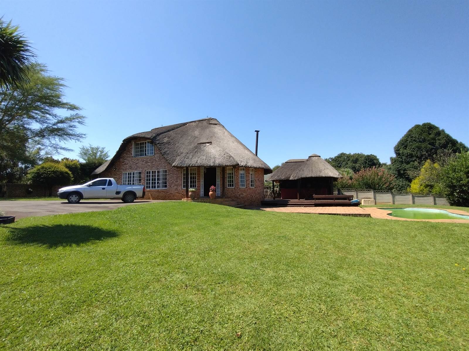 5 Bed House in Howick photo number 1