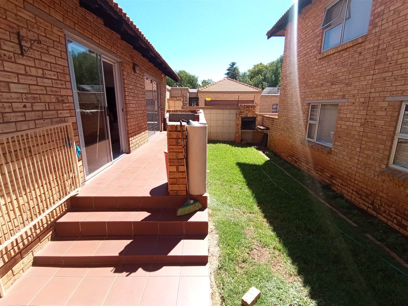 3 Bed Townhouse in Glenvista photo number 20